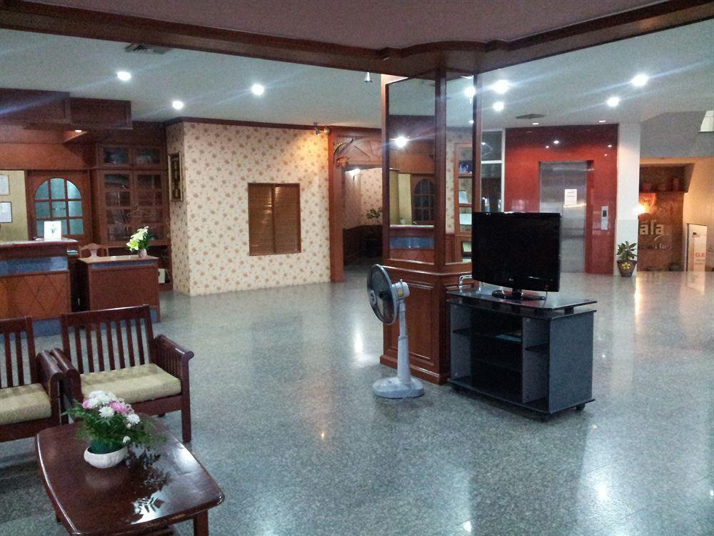 Krabi Royal Hotel Exterior photo