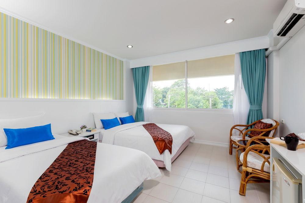 Krabi Royal Hotel Exterior photo